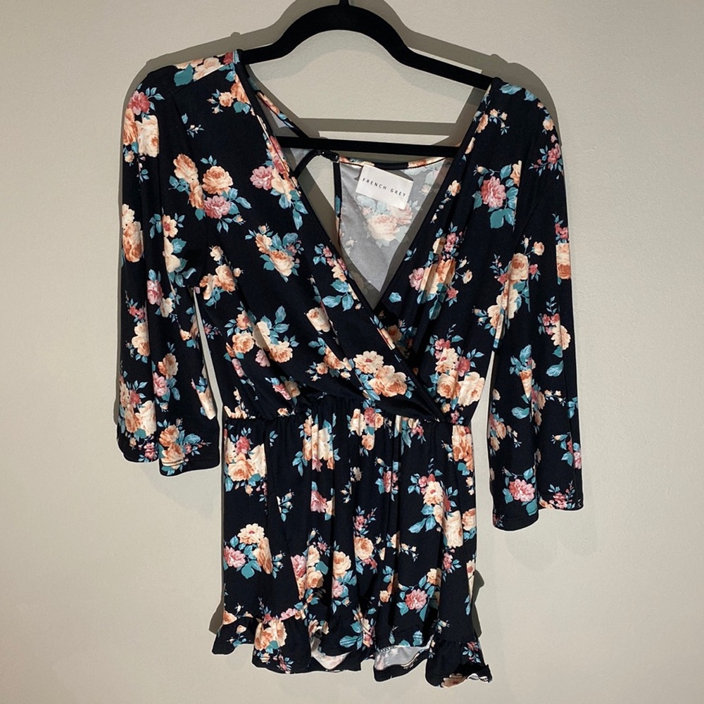 French Grey Floral Romper NWOT - size S